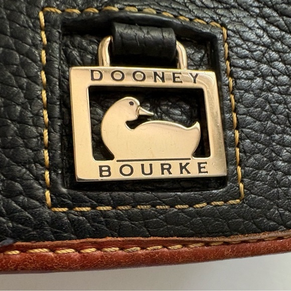 DOONEY & BOURKE Janine Satchel Crossbody Black Brown with Wallet & Dustbag - Picture 14 of 16